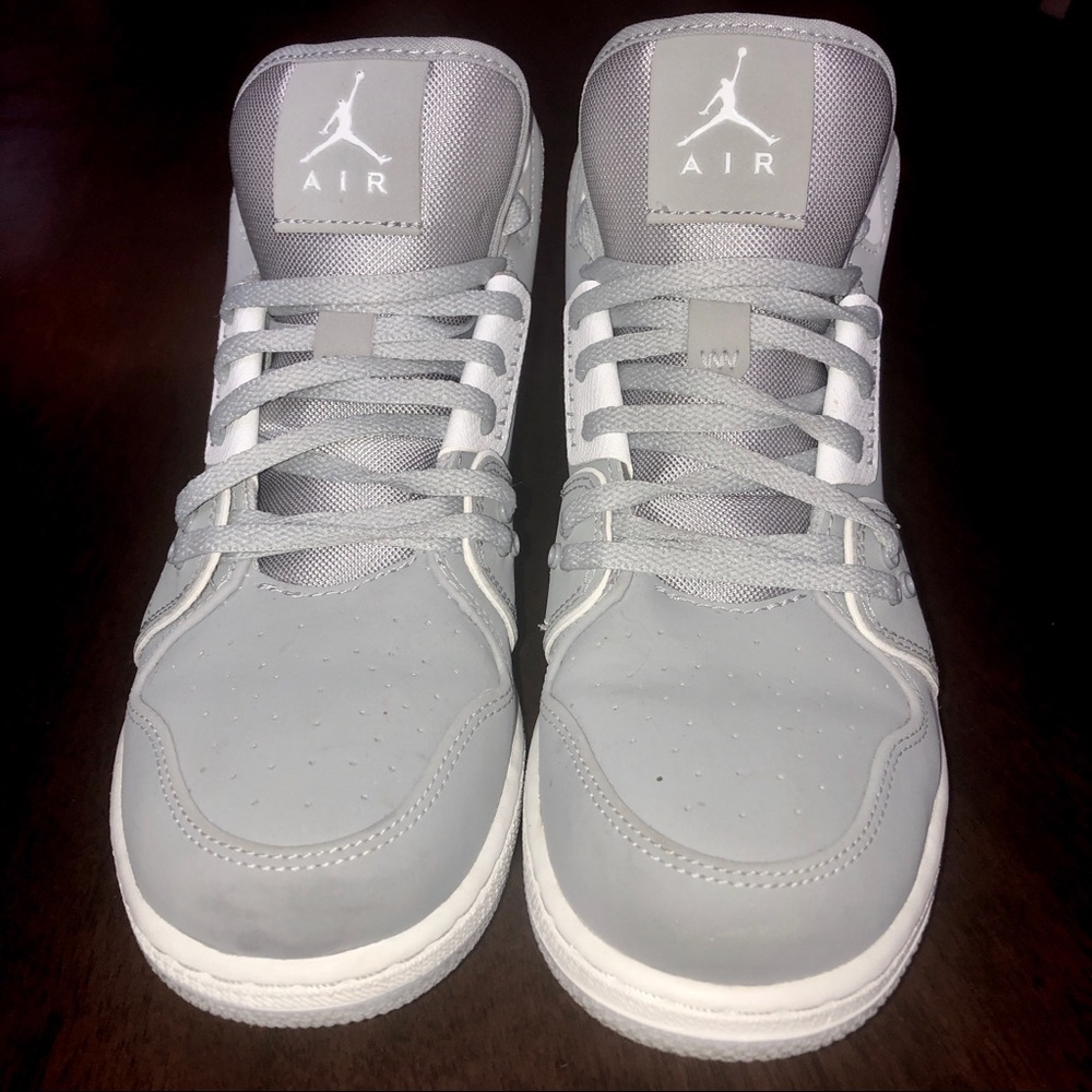 JORDAN 1 FLIGHT 2 BG